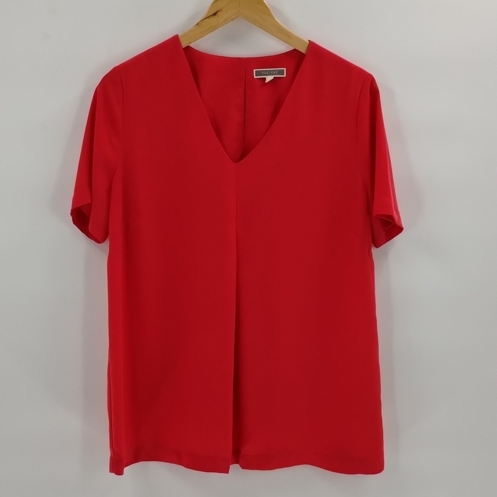 Nordstrom Pleione blouse size medium dark coral short sleeve flowy top v-neck